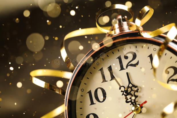 new-year-clock-midnight-nearly-twelve-o-concept-58875392.jpg